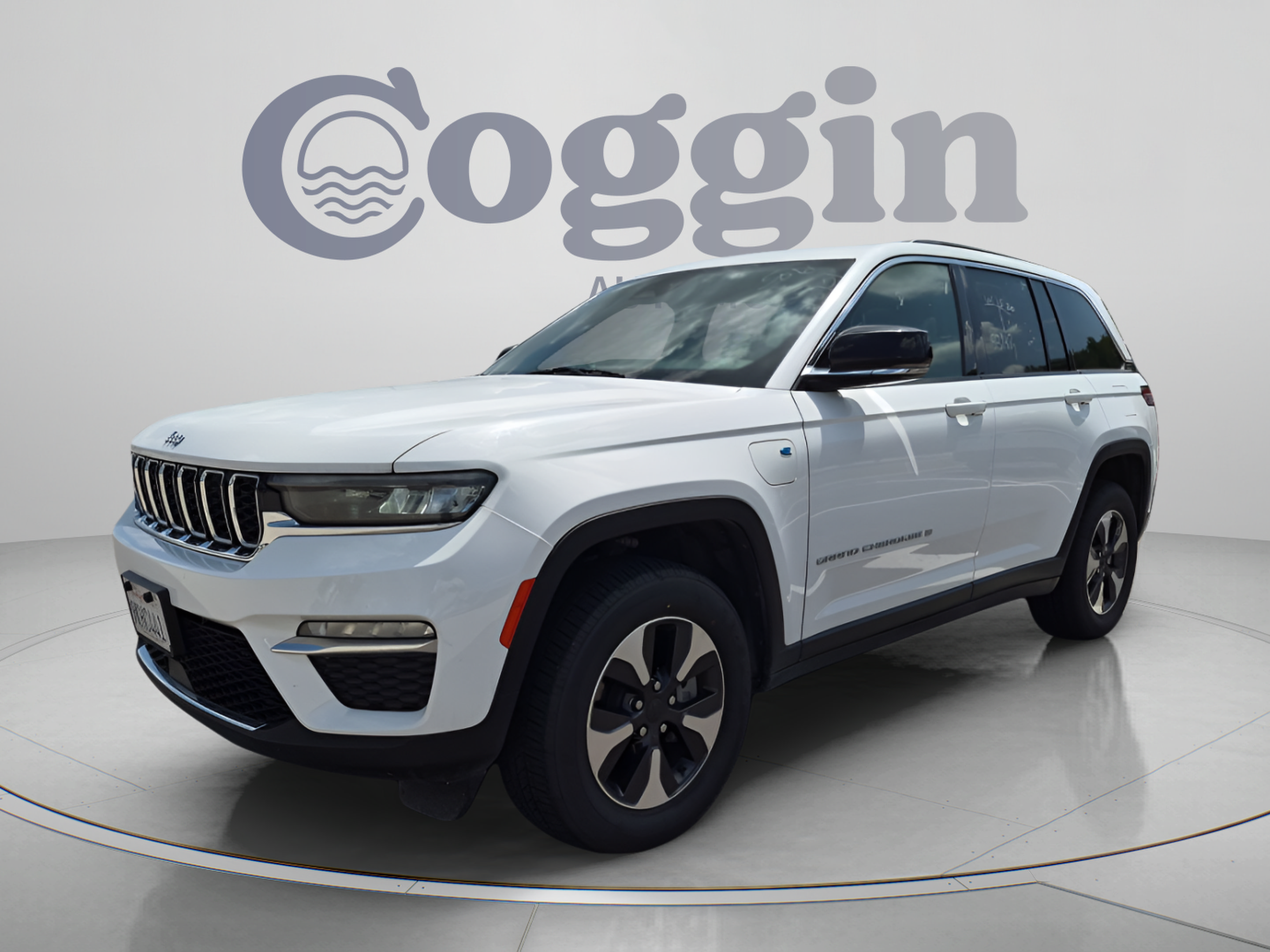 Used 2024 Jeep Grand Cherokee Limited 4xe AWD/4WD image 2