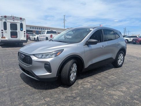 Certified 2023 Ford Escape Active w/ Tech Pack #1 FWD image 4