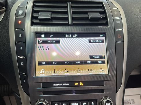 Used 2017 Lincoln MKZ Reserve AWD/4WD image 20