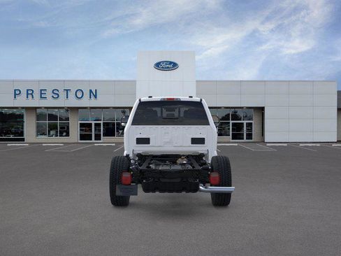 New 2026 Ford F350 XL w/ XL Chrome Package image 5