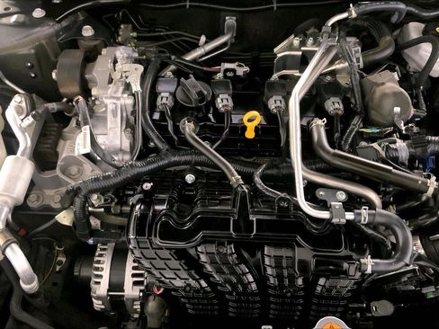 Used 2025 Nissan Altima 2.5 SV FWD image 30