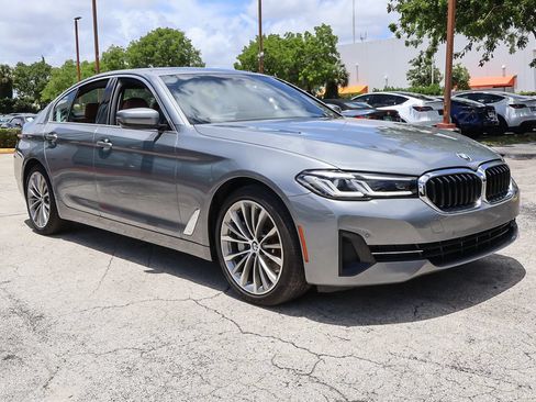 Used 2023 BMW 530i w/ Convenience Package RWD image 58
