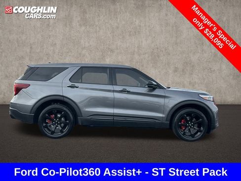 Used 2022 Ford Explorer ST w/ Equipment Group 401A image 9
