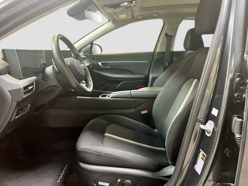 Used 2025 Hyundai Sonata SEL FWD image 21
