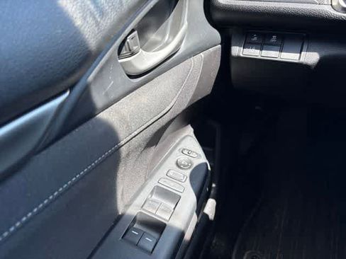 Used 2019 Honda Civic EX image 21
