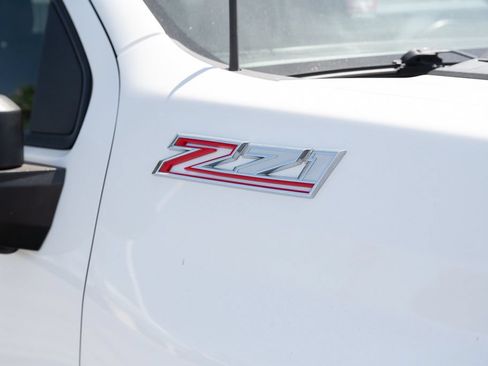Used 2024 Chevrolet Silverado 2500 LT w/ Convenience Package AWD/4WD image 14