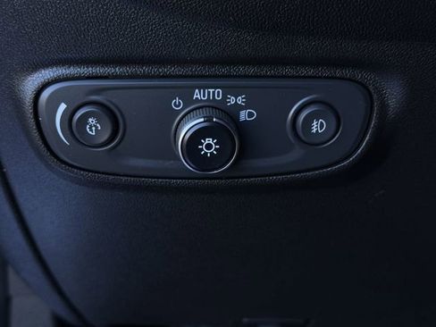 Used 2020 Chevrolet Equinox LT FWD image 22