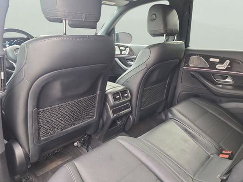 Used 2022 Mercedes-Benz GLS 450 4MATIC image 18