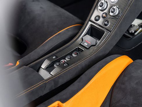 Used 2016 McLaren 675LT Coupe image 37