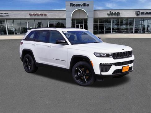 New 2026 Jeep Grand Cherokee Limited w/ Limited Altitude Package AWD/4WD image 1