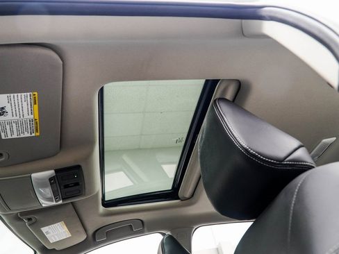 Used 2024 Nissan Altima 2.5 SL image 35