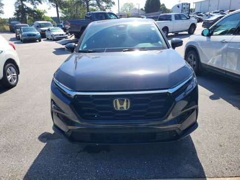 Used 2024 Honda CR-V EX image 2