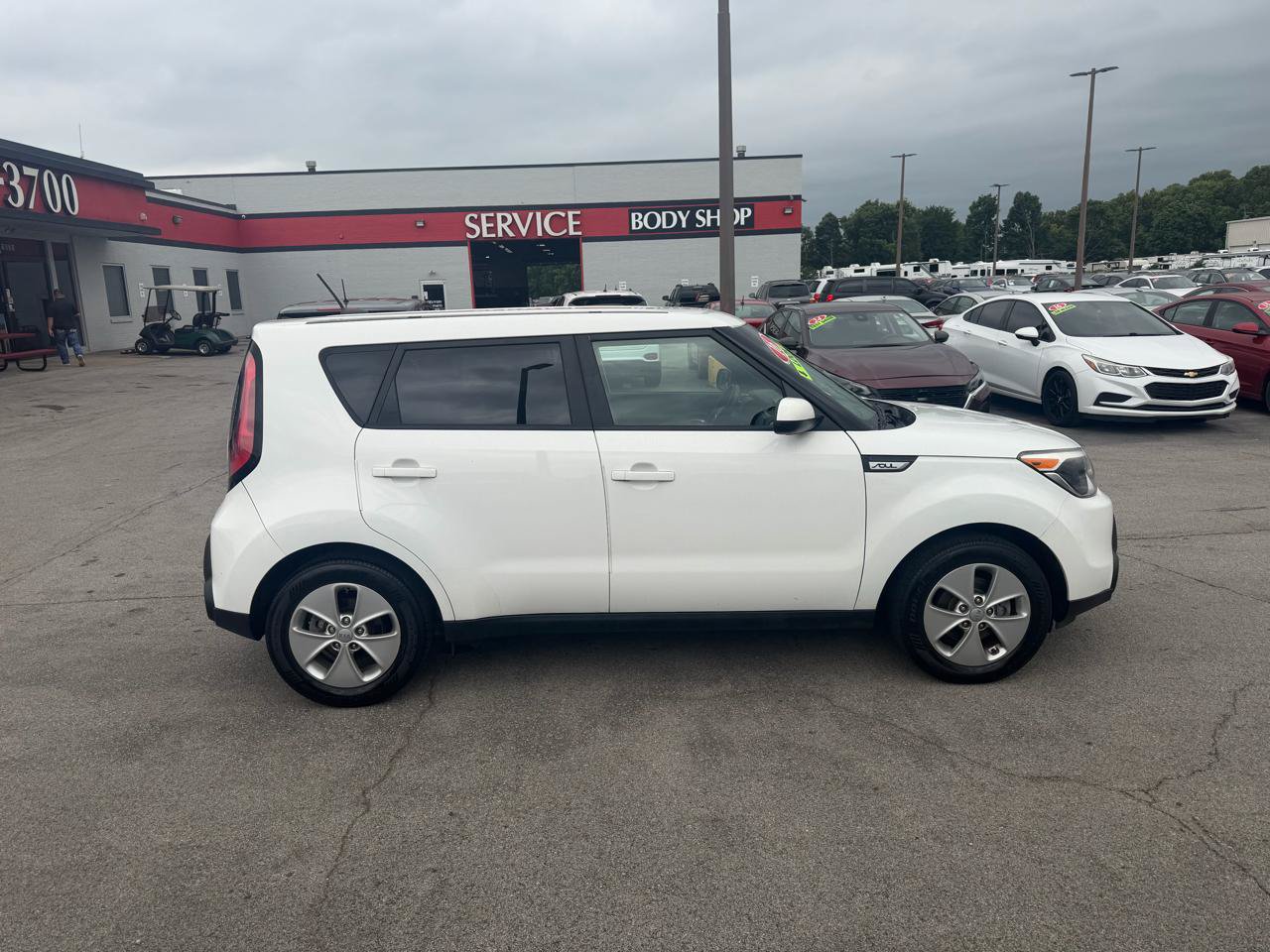 Used 2016 Kia Soul FWD image 2