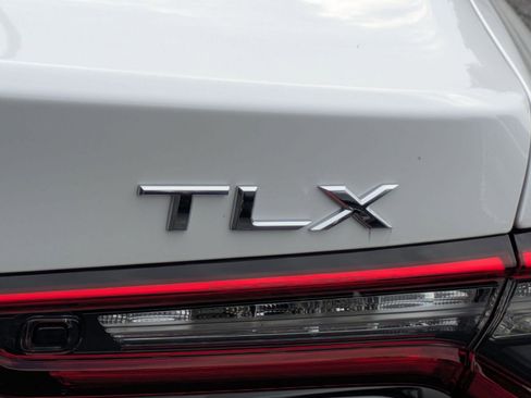 Used 2022 Acura TLX image 31