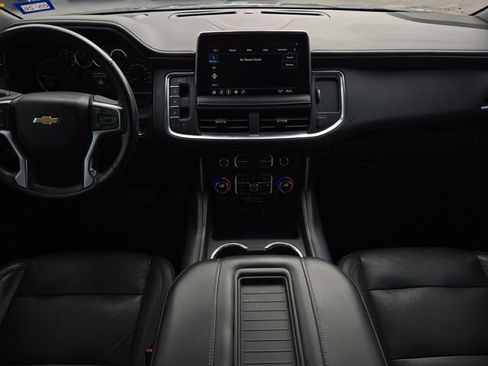 Used 2021 Chevrolet Tahoe LT w/ LT Signature Package AWD/4WD image 12