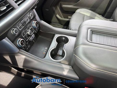 Used 2023 GMC Yukon XL SLT AWD/4WD image 19