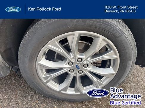 Certified 2022 Ford Explorer XLT w/ Equipment Group 202A AWD/4WD image 10