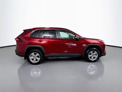 Used 2025 Toyota RAV4 XLE w/ Convenience Package FWD image 3