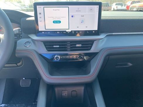 New 2026 Ford Explorer ST image 32