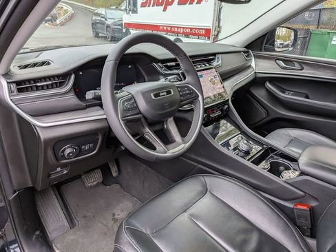 Certified 2023 Jeep Grand Cherokee L Limited AWD/4WD image 14