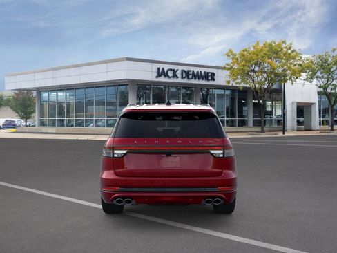New 2026 Lincoln Aviator Reserve w/ Jet Appearance Package AWD/4WD image 5