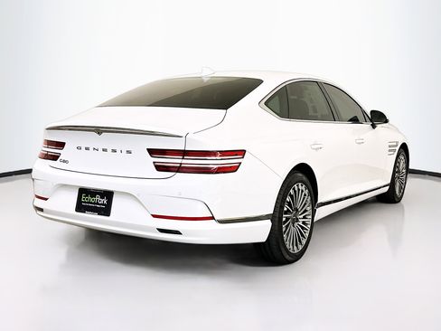 Used 2024 Genesis G80 image 9