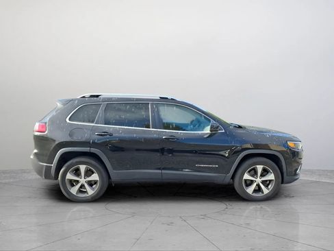 Used 2019 Jeep Cherokee Limited image 11