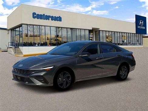 New 2026 Hyundai Elantra SEL Sport Premium FWD image 2