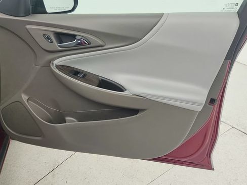 Used 2019 Chevrolet Malibu Premier w/ Sun and Wheel Package FWD image 31
