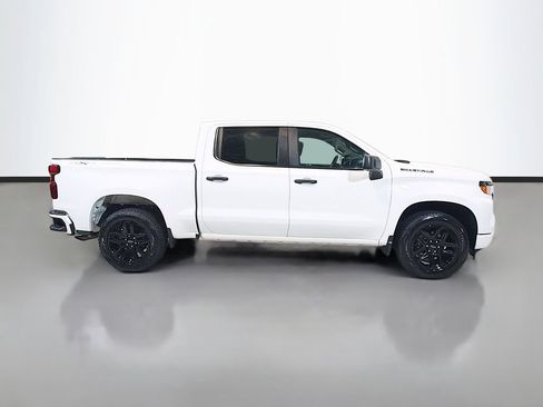 Used 2023 Chevrolet Silverado 1500 Custom w/ LPO, Dark Essentials Package AWD/4WD image 10