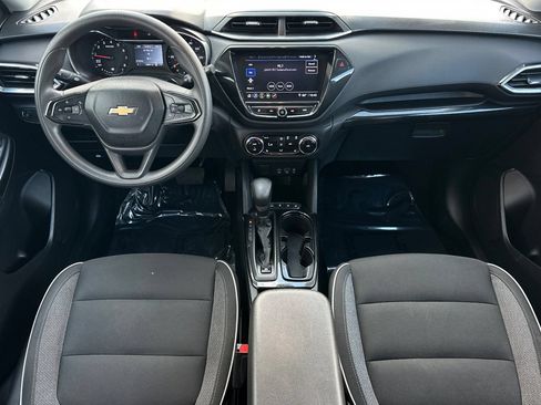 Used 2021 Chevrolet TrailBlazer LT w/ Convenience Package FWD image 15