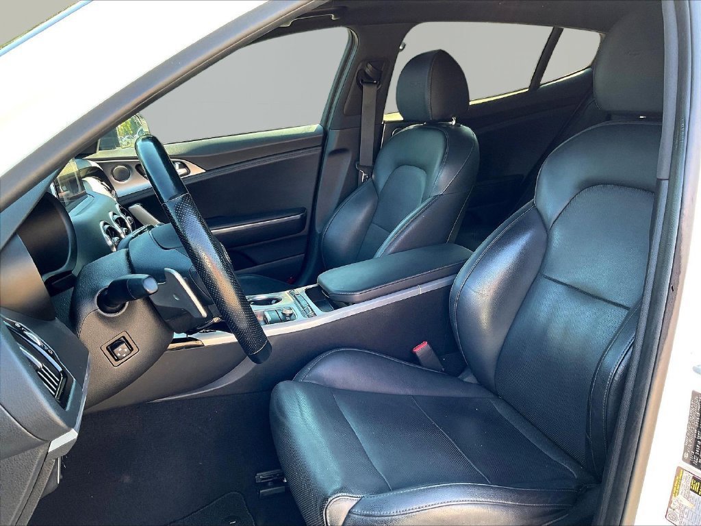 Used 2019 Kia Stinger GT1 RWD image 24