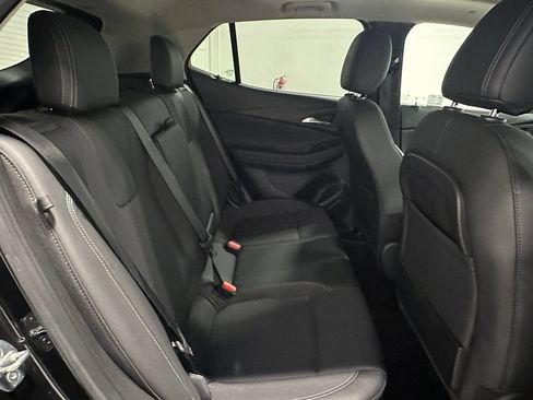 Used 2021 Buick Encore GX Select w/ Advanced Technology Package AWD/4WD image 23