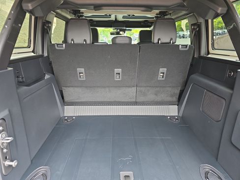 Used 2025 Ford Bronco Badlands AWD/4WD image 12