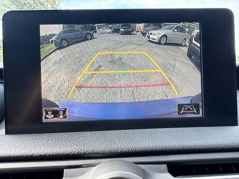 Used 2021 Lexus IS 350 F Sport image 19