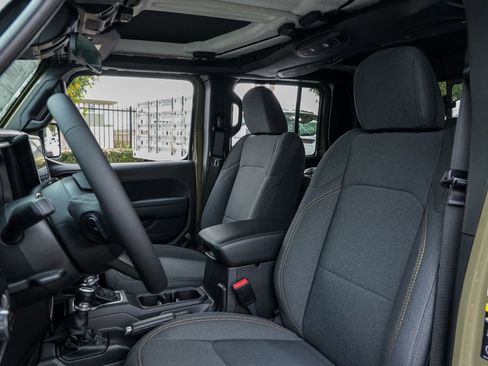 New 2026 Jeep Gladiator Sport image 15