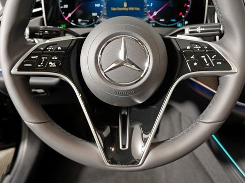 New 2026 Mercedes-Benz E 450 4MATIC Sedan image 17