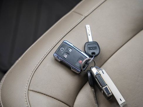 Used 2019 GMC Canyon SLT w/ Driver Alert Package image 49