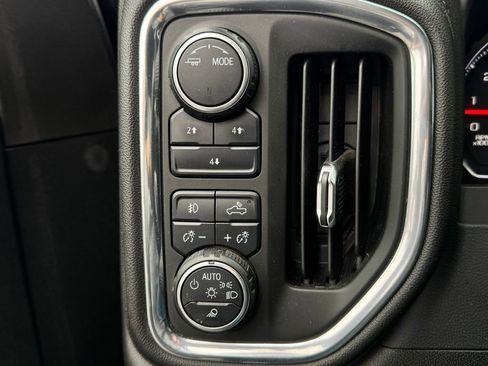 Used 2021 Chevrolet Silverado 2500 LT w/ Convenience Package image 29