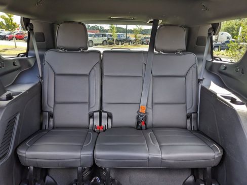 Used 2024 GMC Yukon Denali image 49