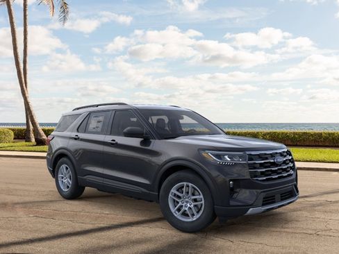 New 2026 Ford Explorer Active w/ Active Comfort Package RWD image 7