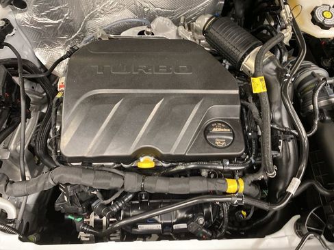 New 2026 Chevrolet Trax ACTIV w/ Sunroof Package image 4