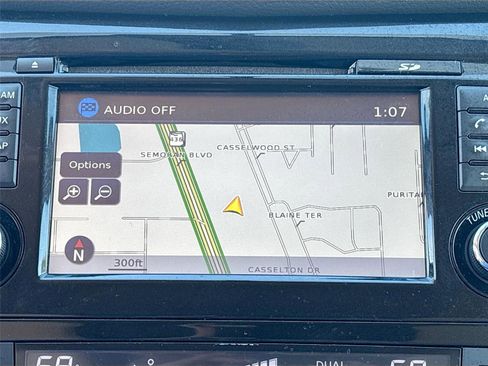 Used 2015 Nissan Rogue SV w/ SV Premium Package image 14