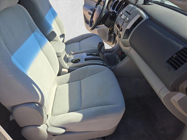 Used 2006 Toyota Tacoma PreRunner RWD image 21