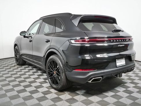 Used 2026 Porsche Cayenne AWD/4WD image 3