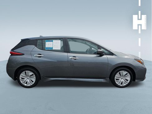 Used 2023 Nissan Leaf S FWD image 3
