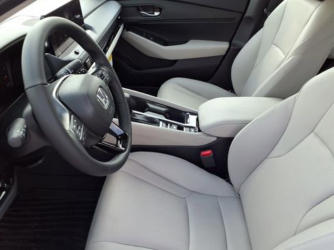 New 2026 Honda Accord EX-L image 17
