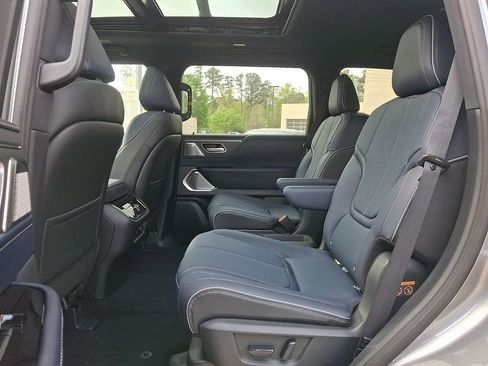 New 2026 INFINITI QX80 4WD w/ Sport Exterior Package image 6