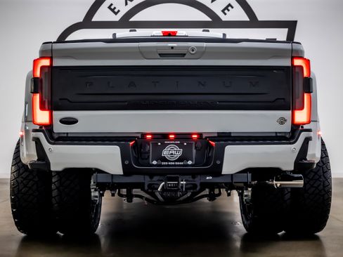 Used 2026 Ford F450 Platinum w/ Platinum Plus Package AWD/4WD image 12