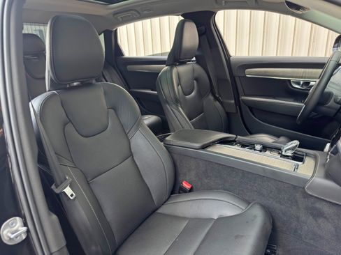 Used 2023 Volvo S90 B6 Ultimate w/ Lounge Package AWD/4WD image 36